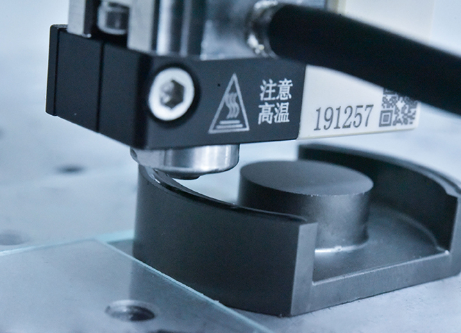 大幅面點膠機(jī)